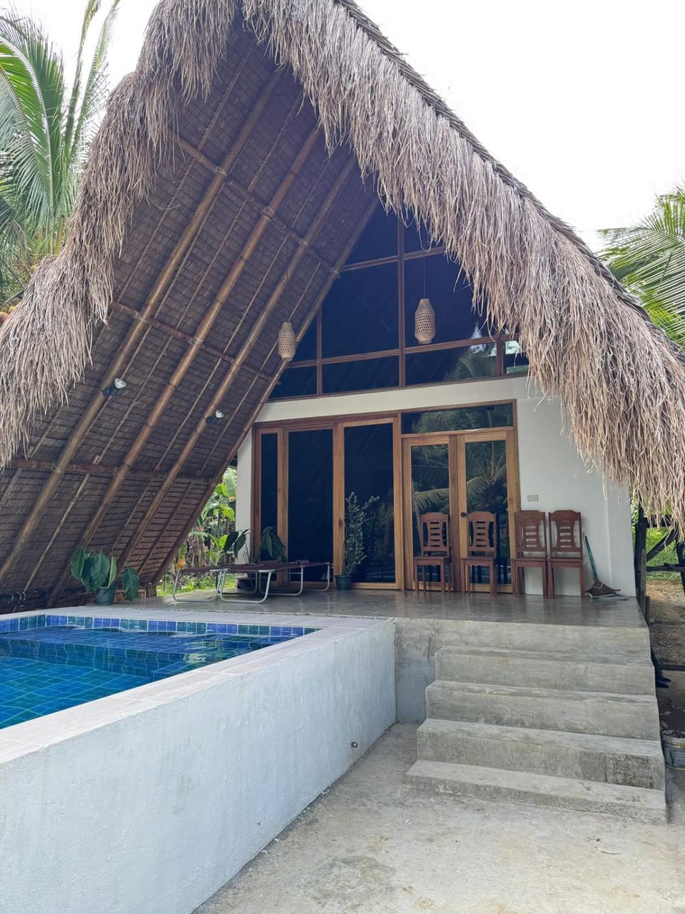 you're looking for tranquility and surfing come Apartment in General Luna