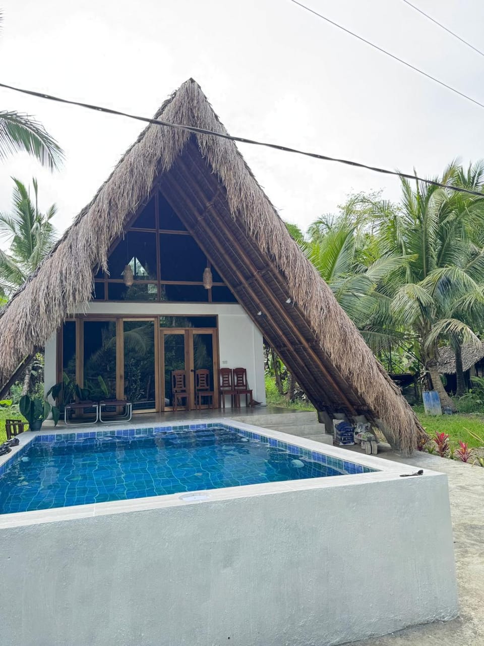 you're looking for tranquility and surfing come Apartment in General Luna