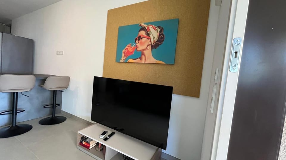 The Lake Scape Apartment in Torri del Benaco
