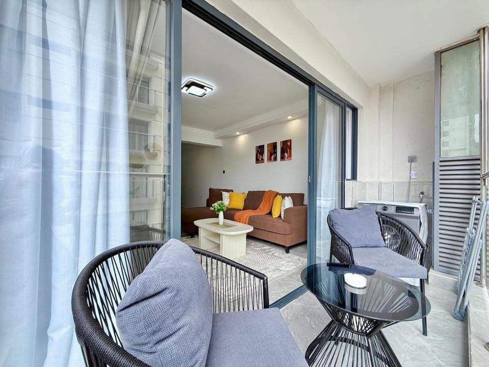 Stylish Kilimani 1BR Gym Wi-Fi Prime Location Apartment in Nairobi County