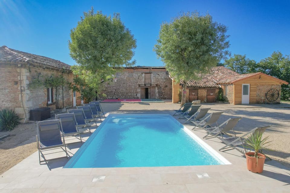 So Villa Vazerac 82 - Piscine chauffee - Basket - 2h de Toulouse - 30p Villa in Occitanie