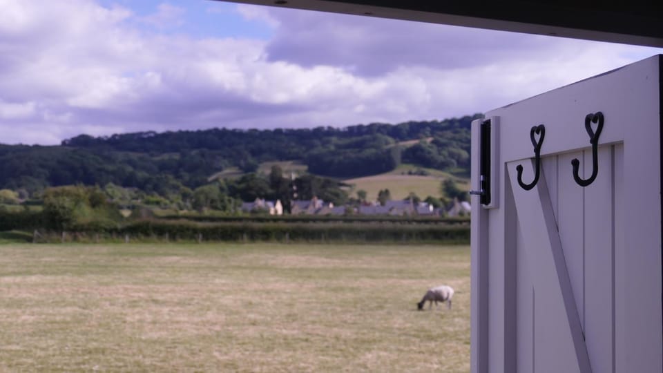 Elms Farm Farm Stay in Cotswold District