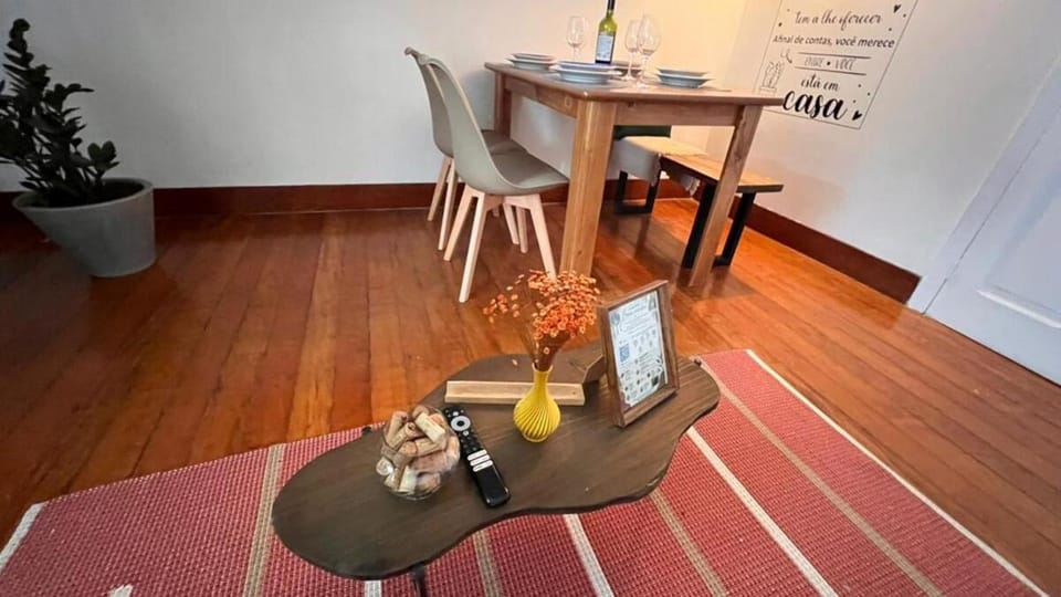 Apartamento Quitandinha com Ar Quente e Frio Pet Friendly Apartment in Duque de Caxias