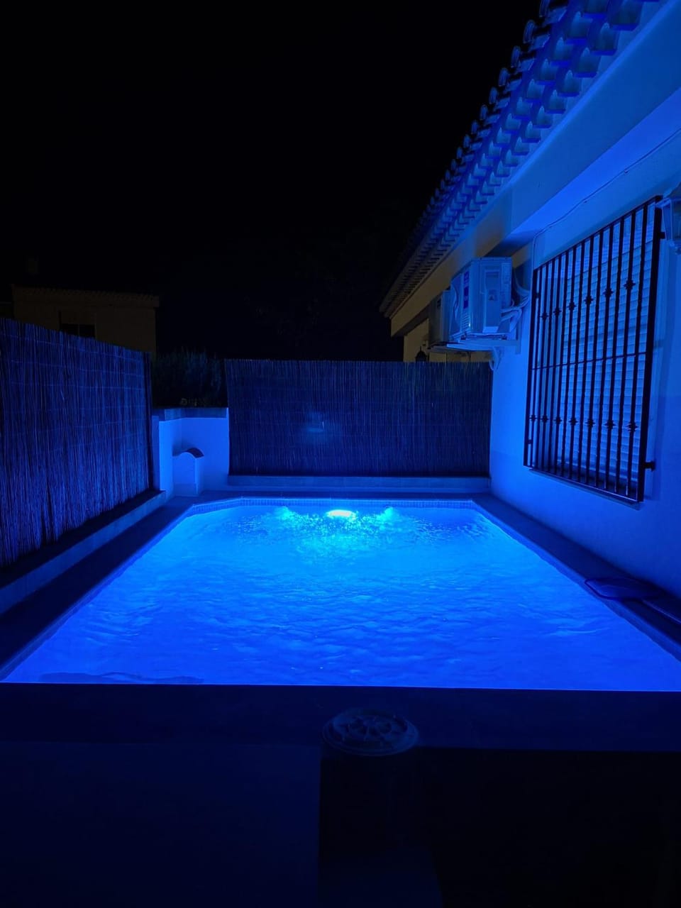 Night, Balcony/Terrace, Pool view, Swimming pool, Swimming pool