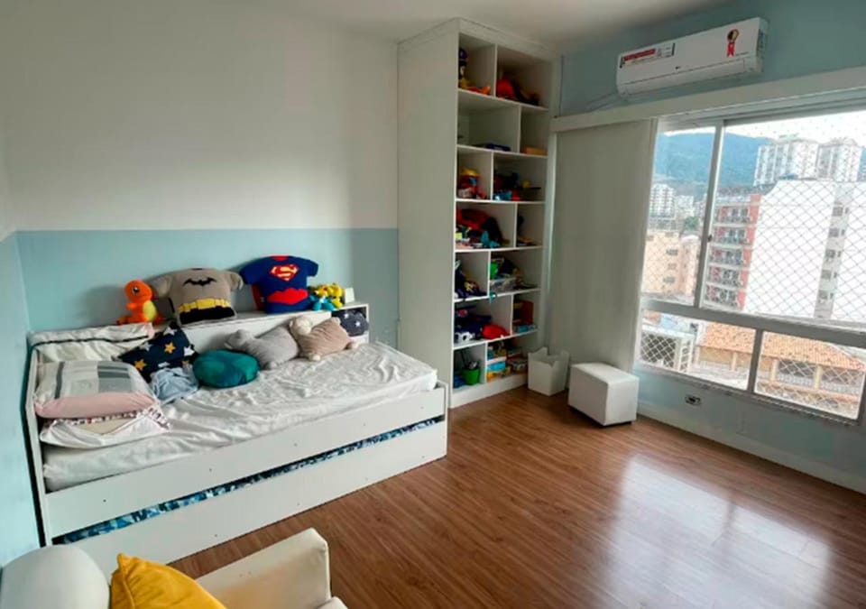 Bed, Photo of the whole room, Bedroom, air conditioner
