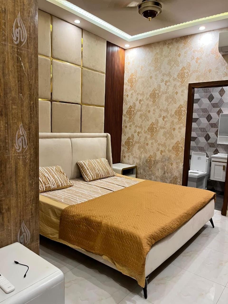 Pine Sweets Apartment in Lahore