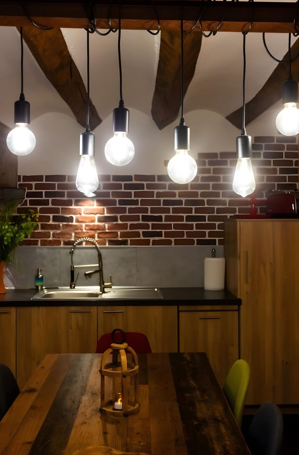 Kitchen or kitchenette, Living room