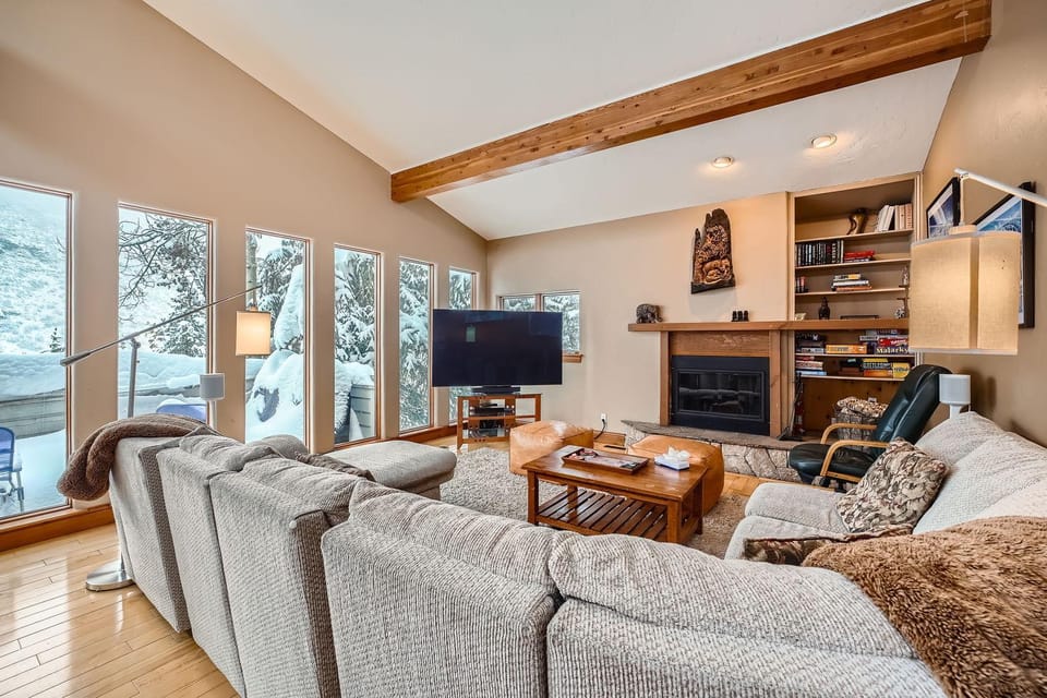 Mountain Pine House in Vail