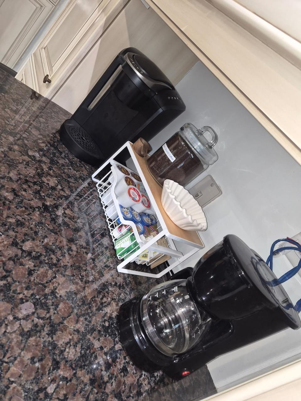 Coffee/tea facilities, Kitchen or kitchenette