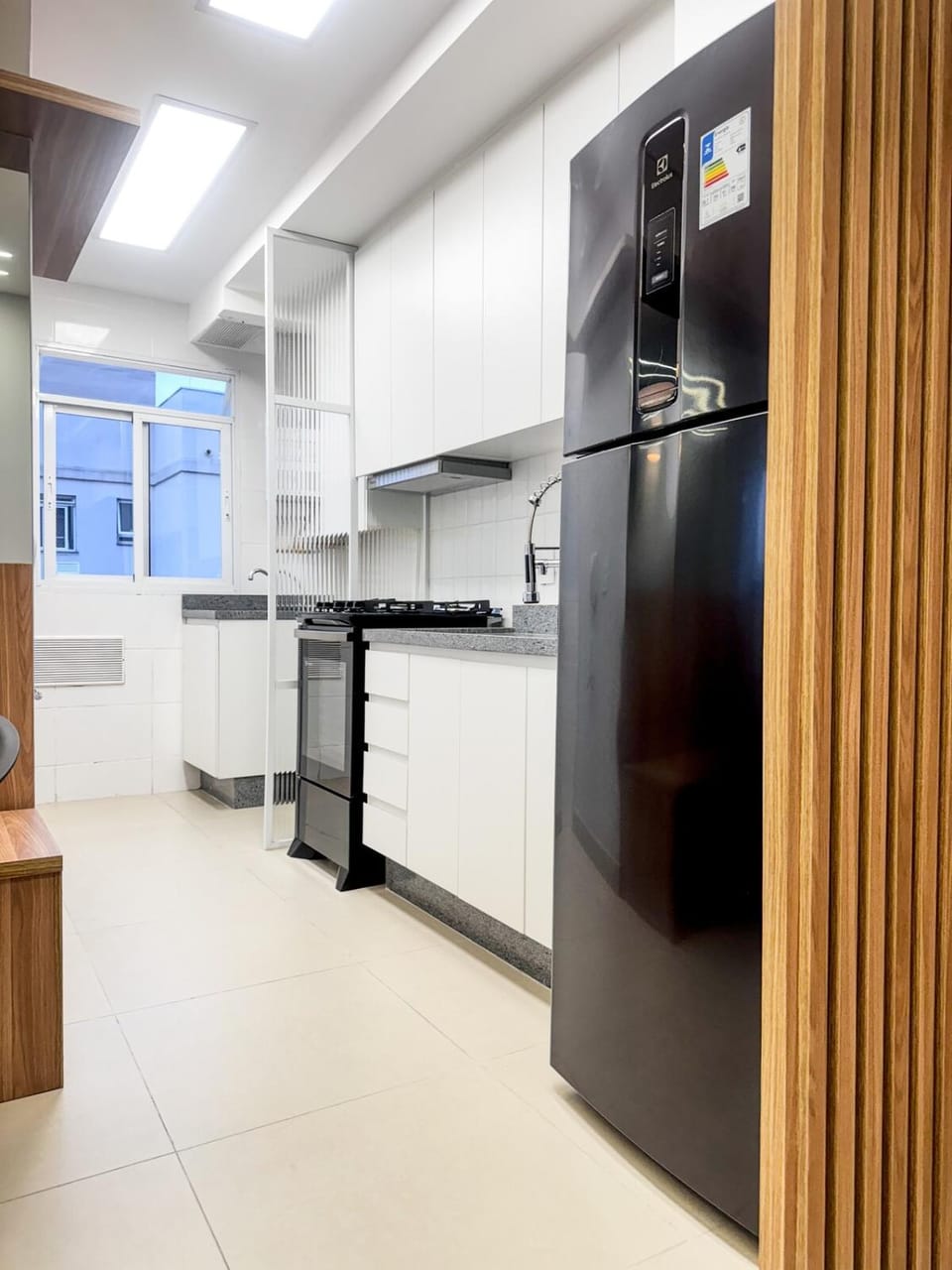Kitchen or kitchenette, oven, pet friendly, stove