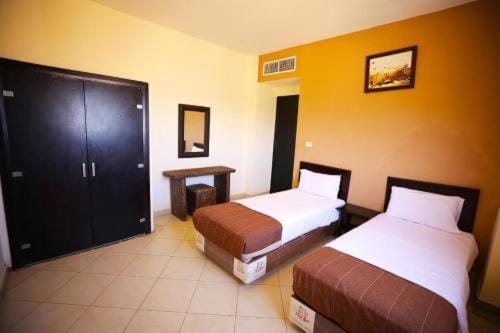 شاليه قريه الحياة السخنه Apartment in Egypt