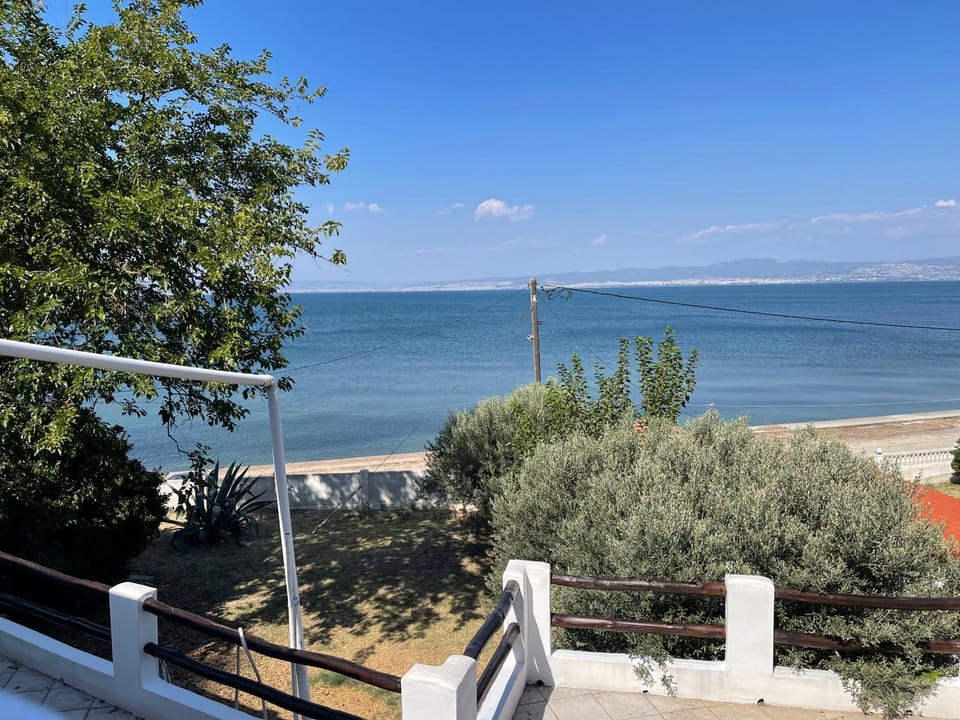 Globy Seaview Garden Beach Homes Agia Triada Thessaloniki Apartment in Decentralized Administration of Macedonia and Thrace