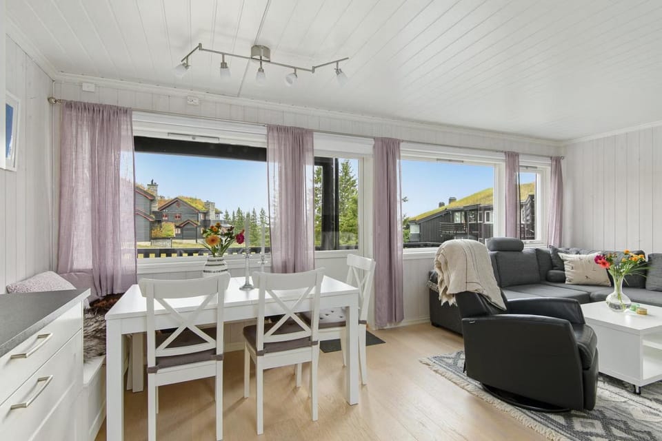 View (from property/room), Living room, Seating area, Dining area