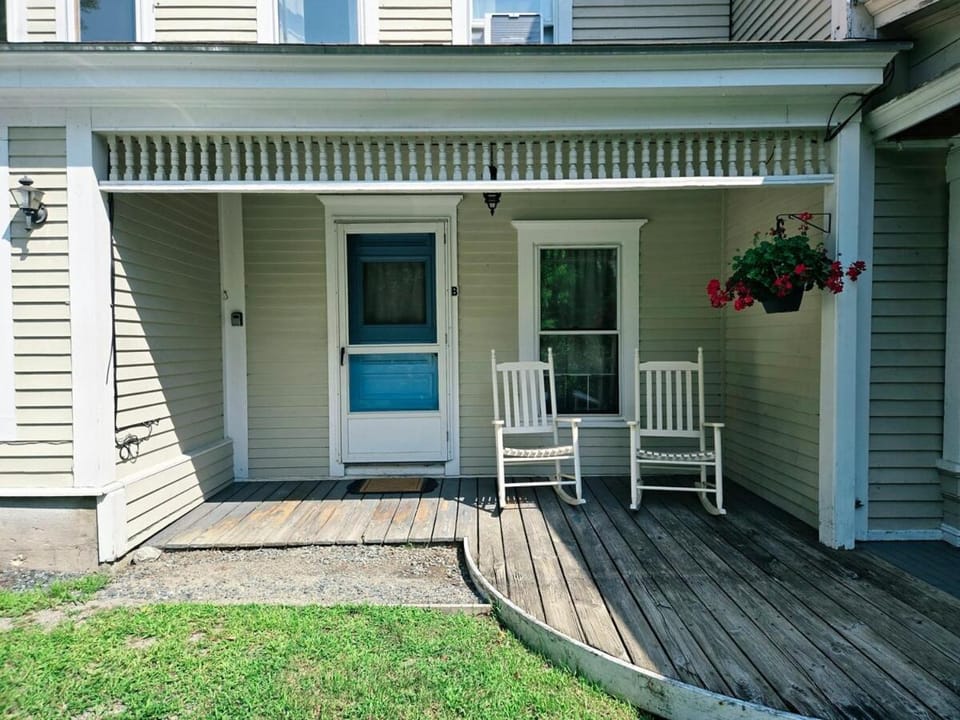 Property building, Balcony/Terrace