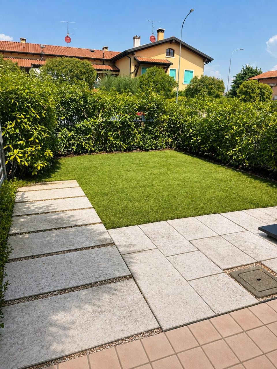 Property building, Day, Garden, Garden view