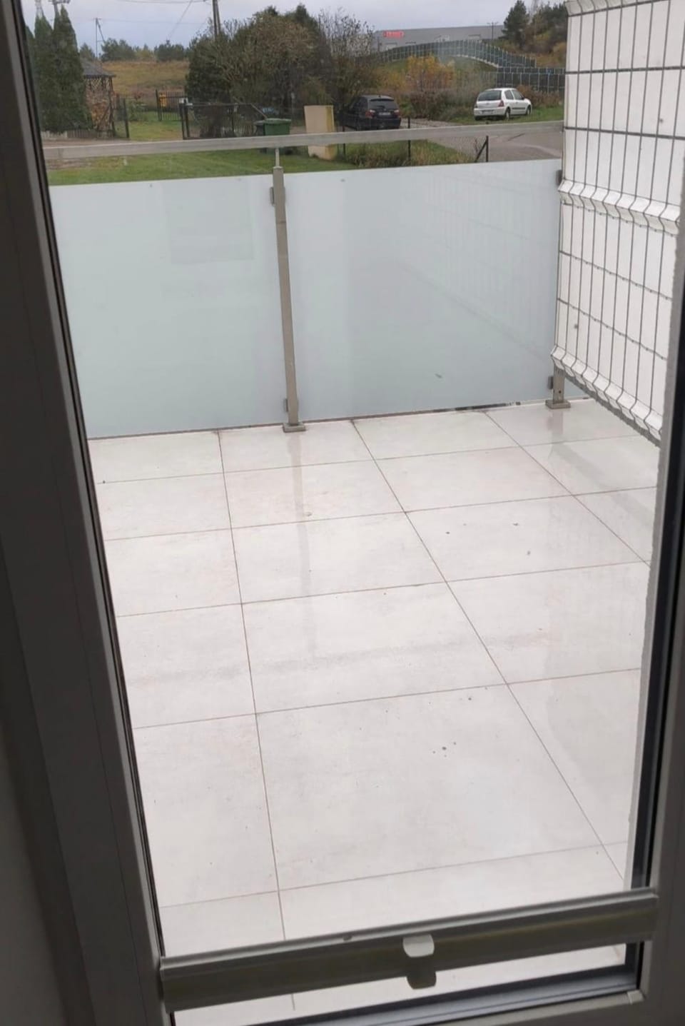 Polna 16, salon z aneksem, sypialnia, łazienka, I pietro Apartment in Poland