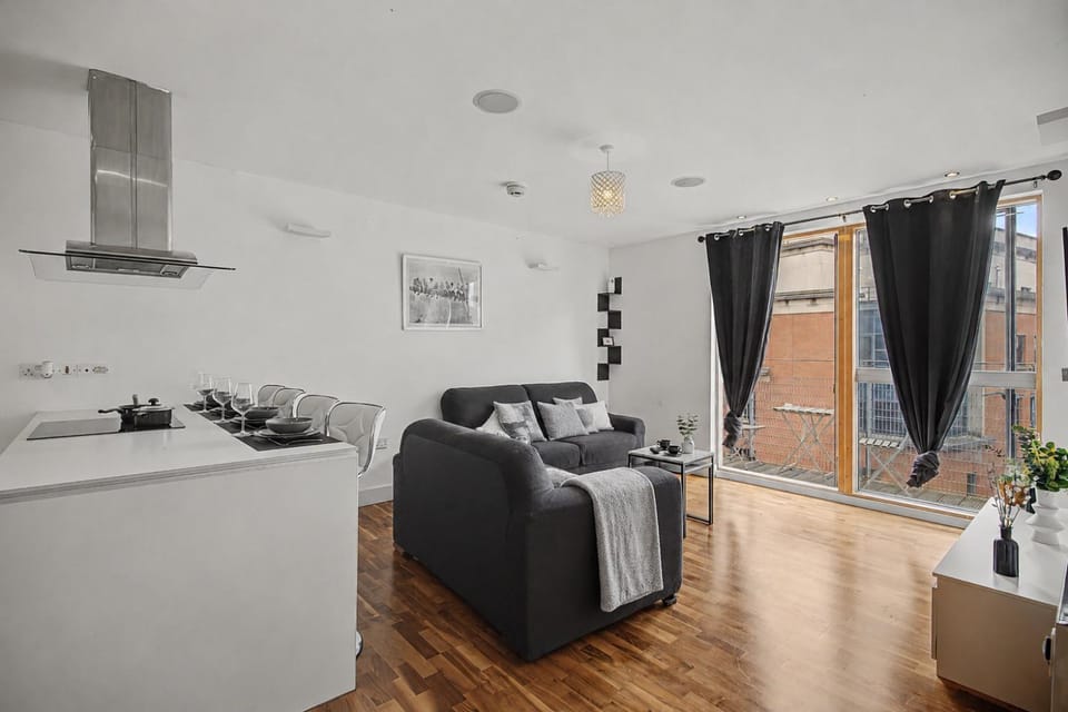 2BR Apartment, City Centre, Walk Everywhere Apartment in Salford