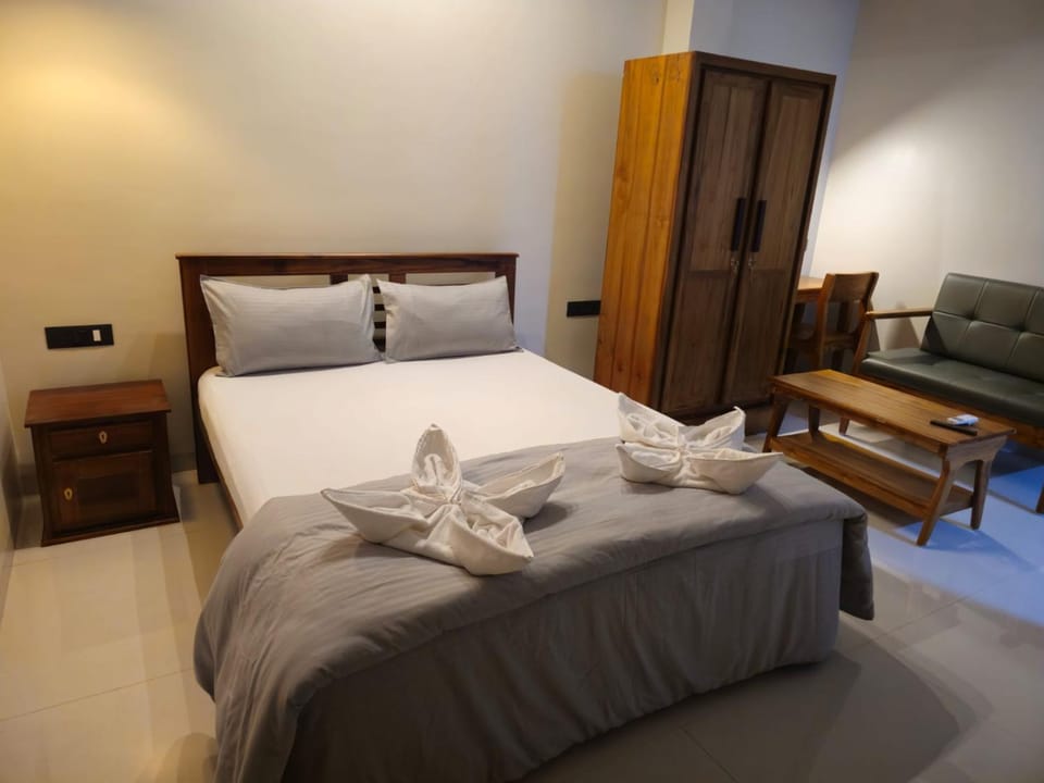 HrishiGuestSuites Studio Bedroom Suite 2 Apartment in Thiruvananthapuram