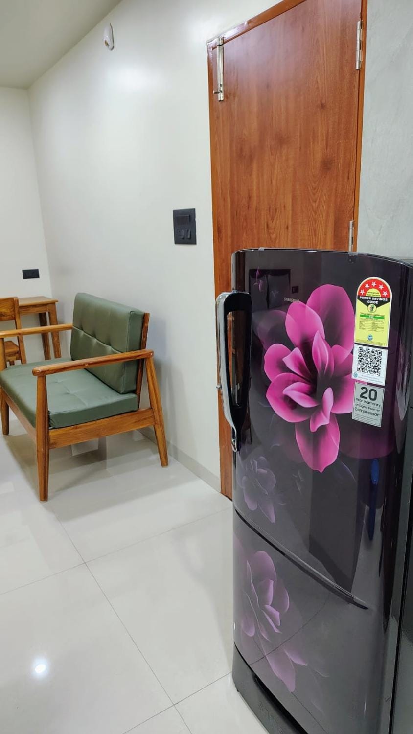 HrishiGuestSuites Studio Bedroom Suite 2 Apartment in Thiruvananthapuram