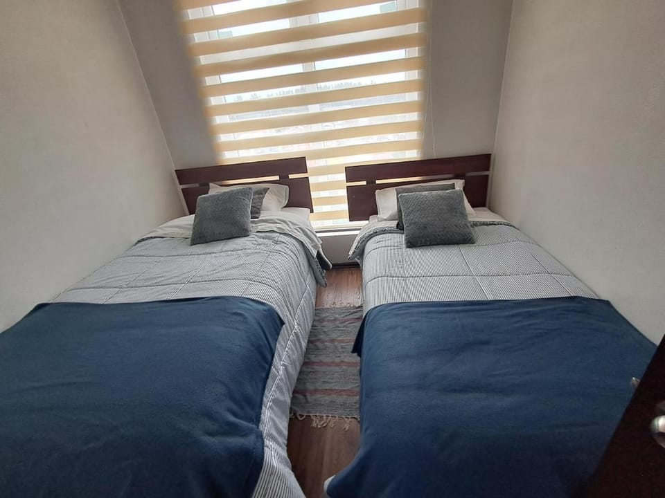 Departamento en sector centro, hasta 4 personas más estacionamiento Apartment in Temuco