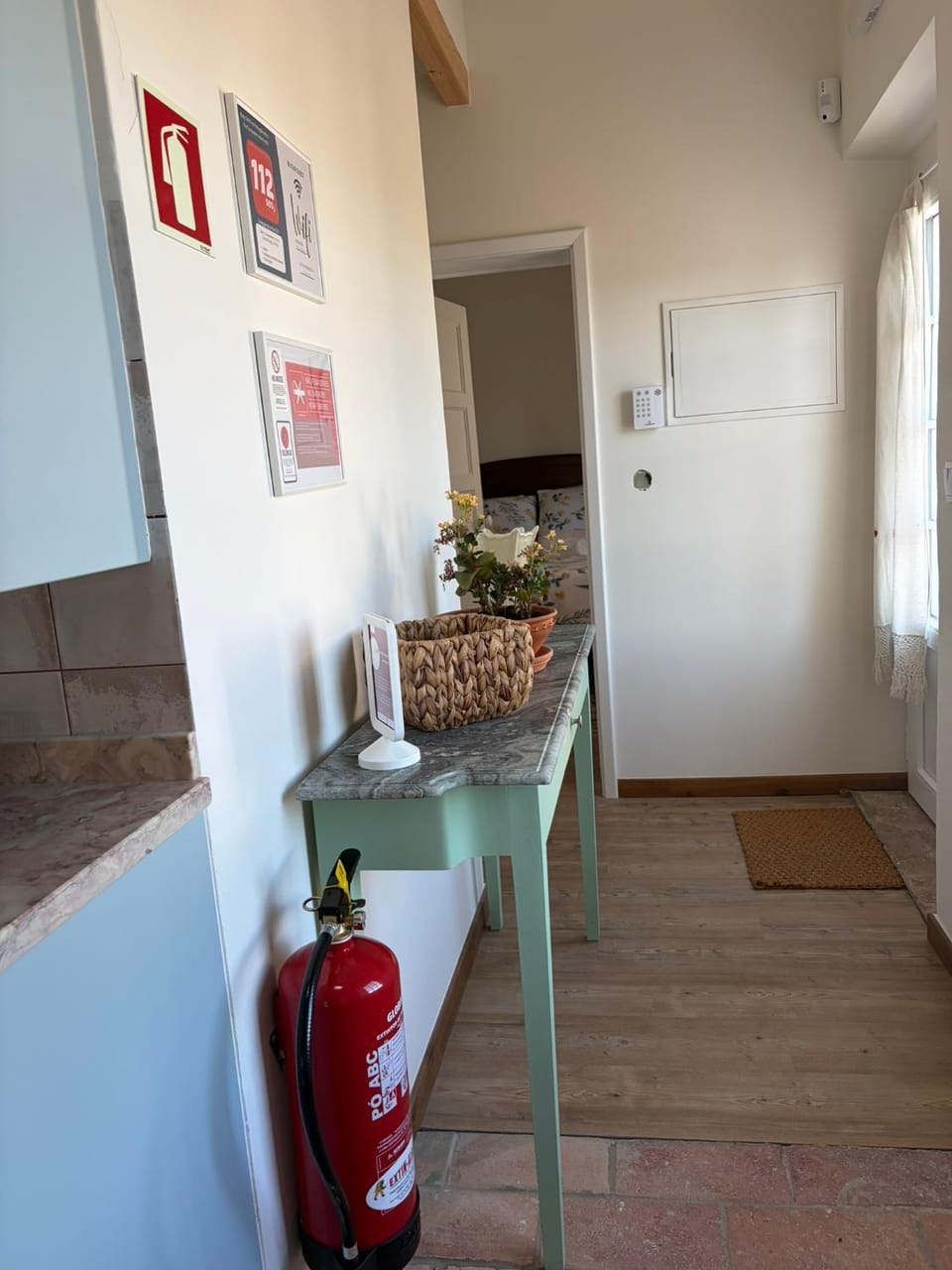 Coffee/tea facilities, Kitchen or kitchenette, toaster