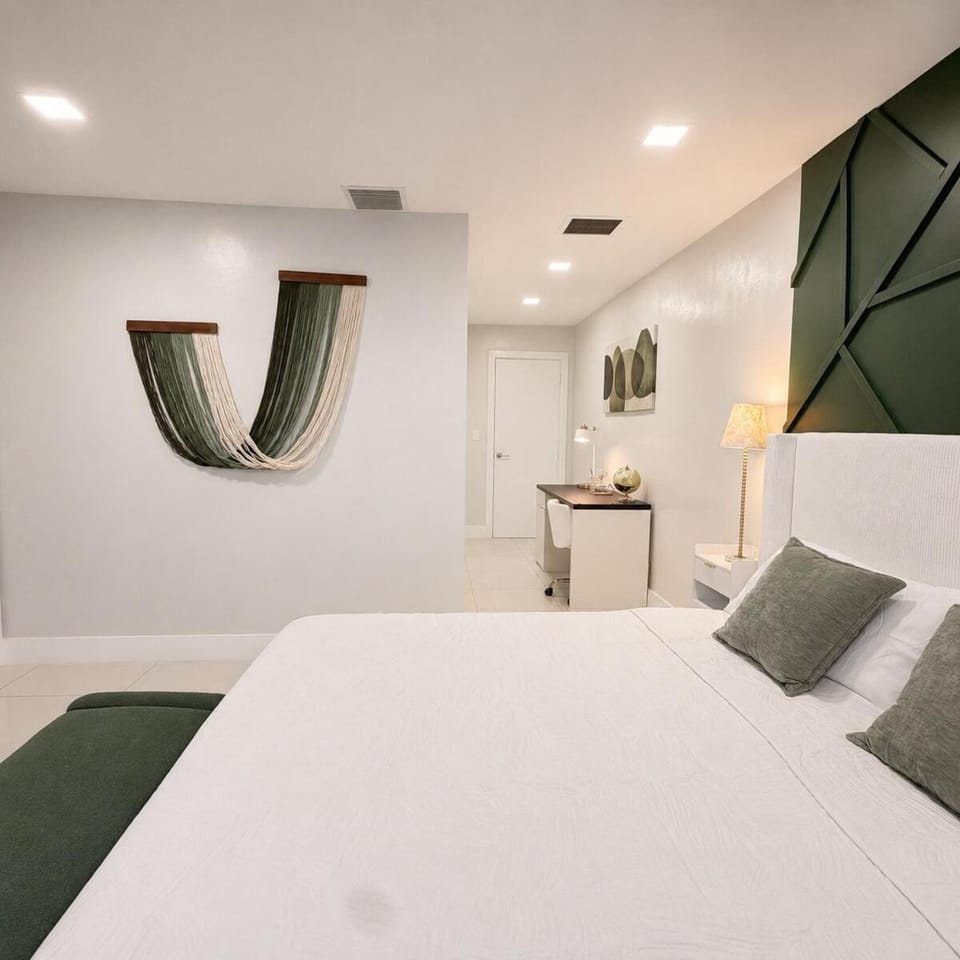 Casa para grupo Piscina Privada , Billar y GYM Villa in Miami Springs