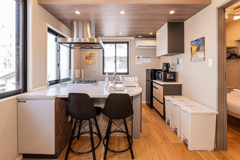 Dining area, minibar, stove