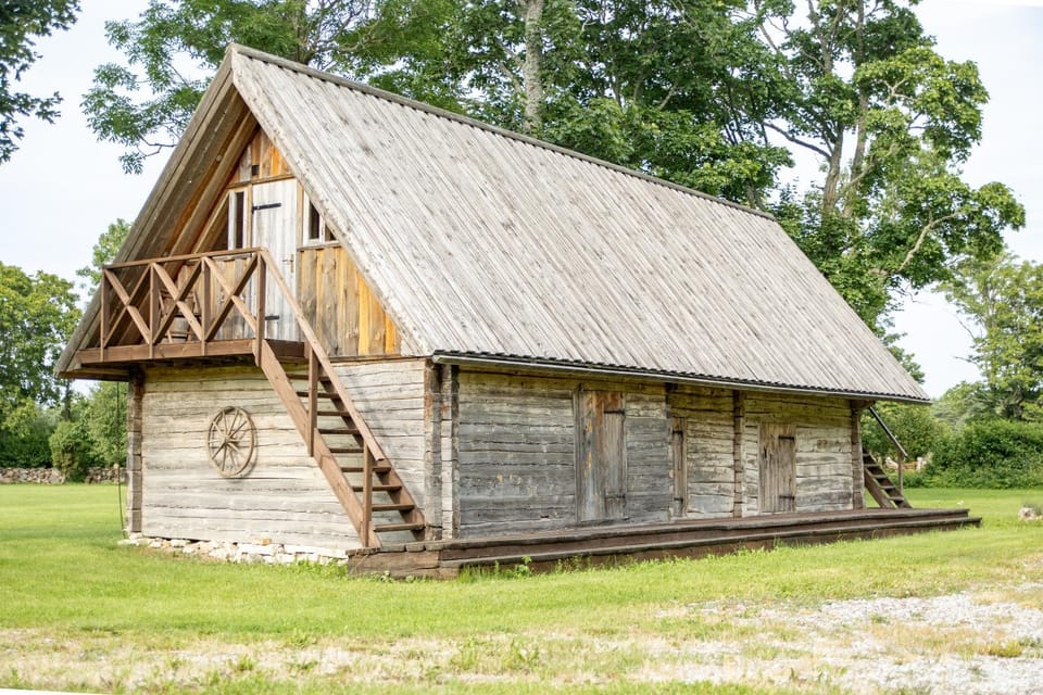 Property building, Day
