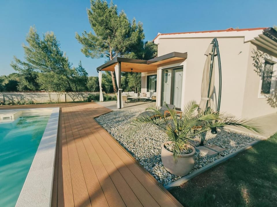 House Tiho Villa in Medulin