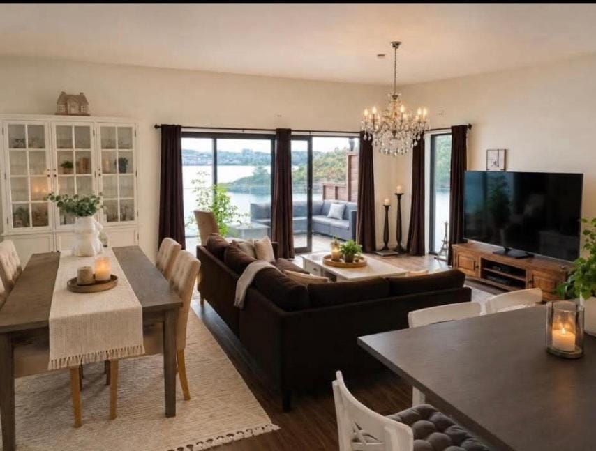 Panorama Fjord House Apartment in Stavanger