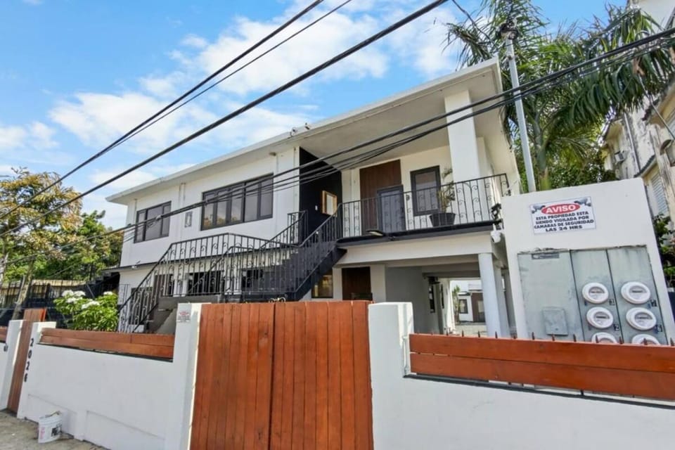 Casa Magnolia Apt 6 Santurce Multifamily House Apartment in San Juan