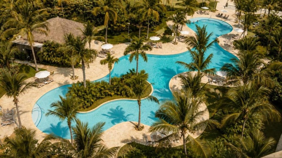 Pool view, Swimming pool