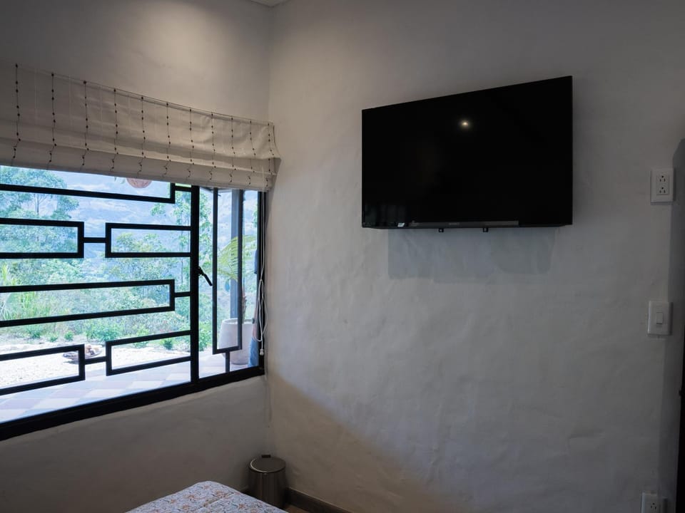 Refugio El Arrayán House in Cundinamarca, Colombia