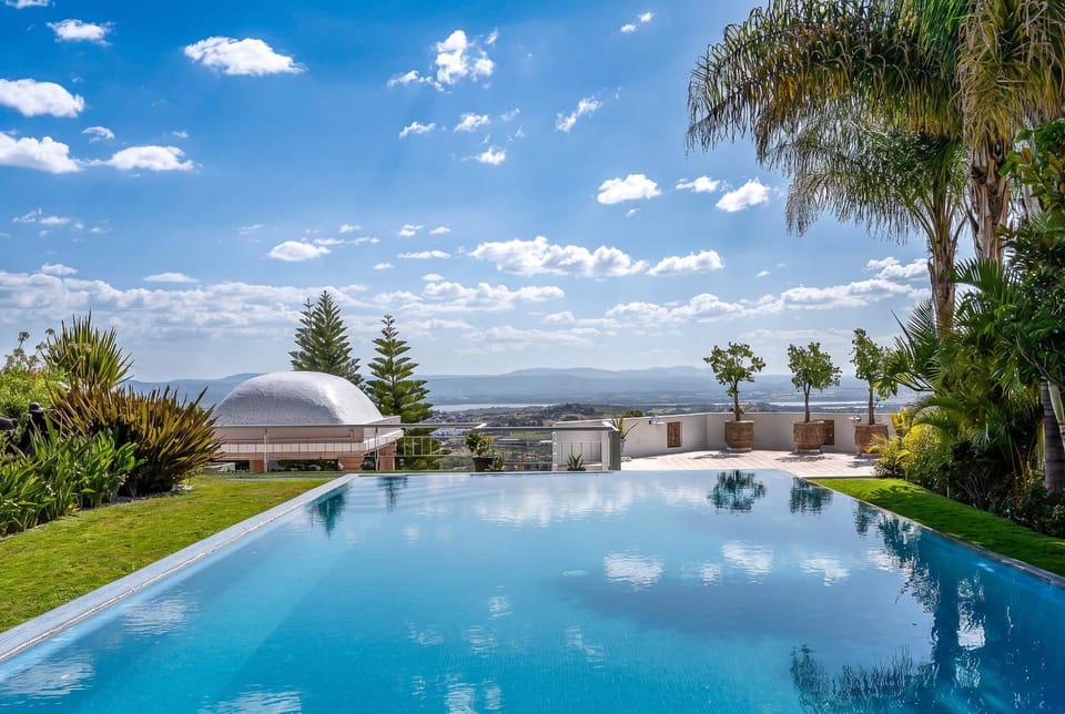 View (from property/room), City view, Swimming pool