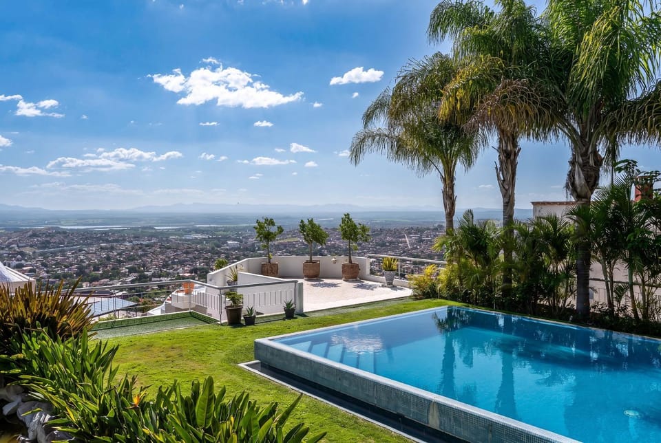 View (from property/room), City view, Swimming pool