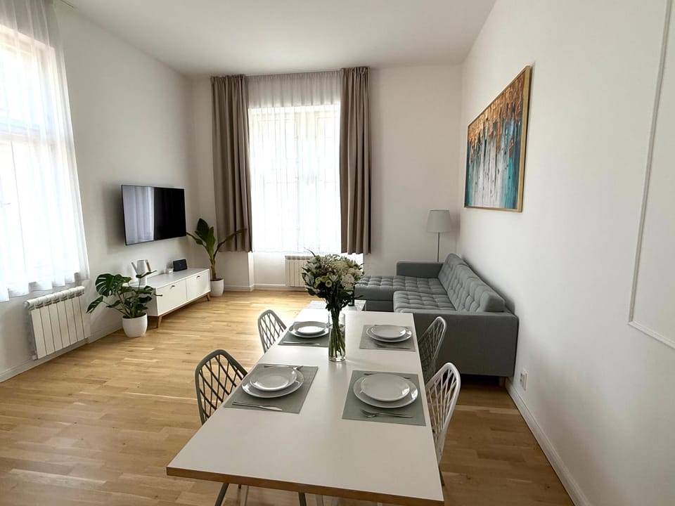 Sunny Apartment near Náměstí Míru Prague 2 Apartment in Prague
