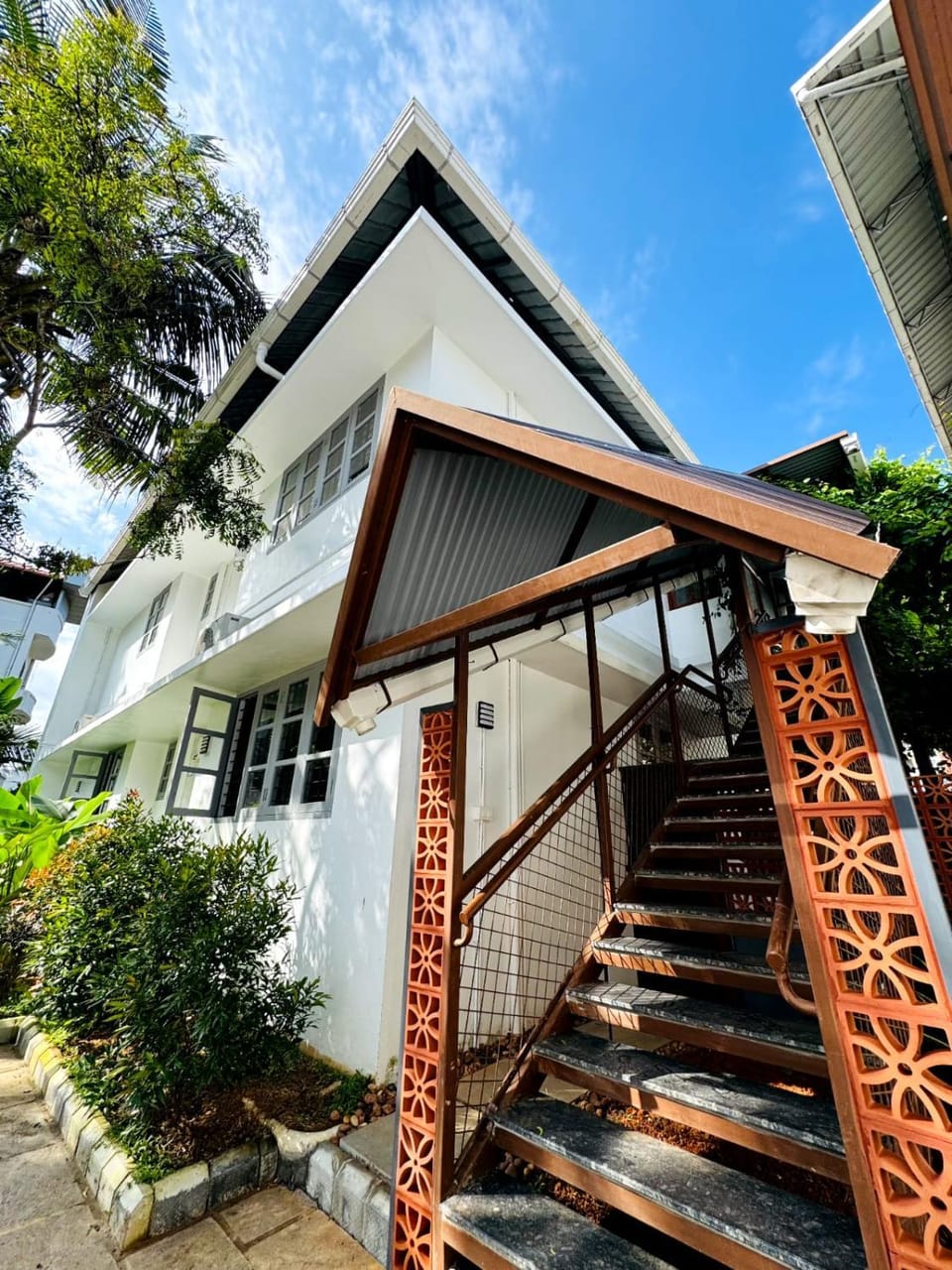 Property building, Day