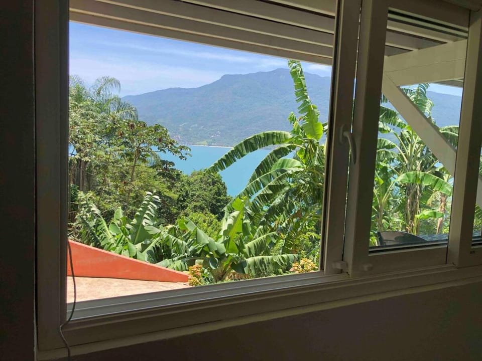 Estudio com vista para o mar para 3 pessoas House in São Sebastião