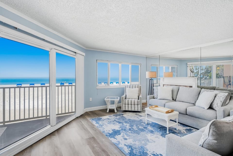 Day, View (from property/room), Balcony/Terrace, Living room, Seating area, Beach, Sea view, furniture