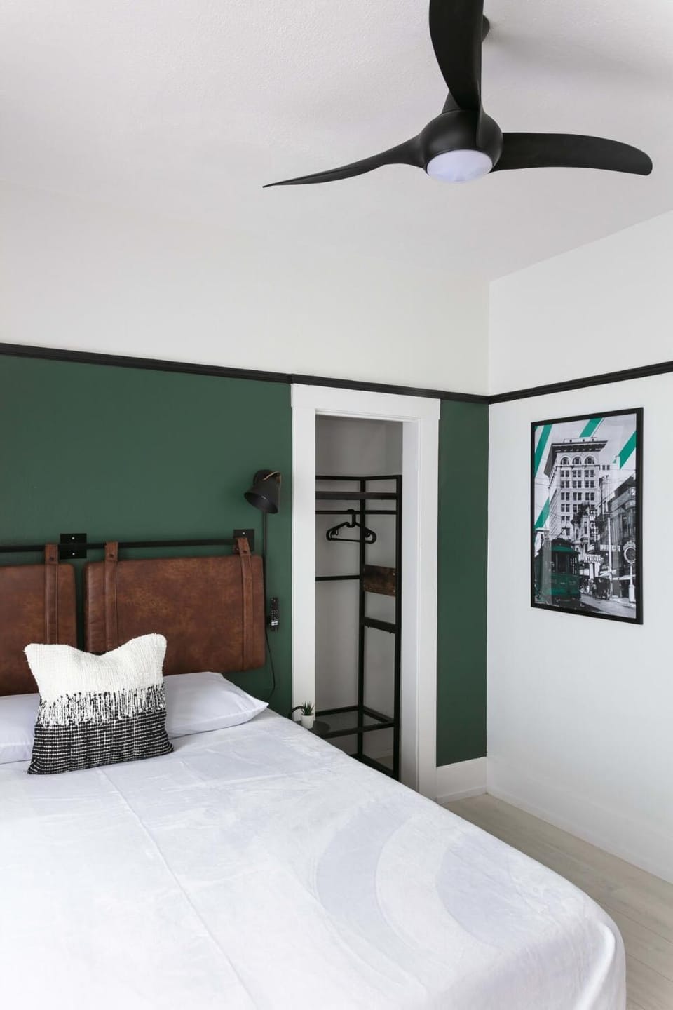 Gaslamp District Gem Studio with Private Entrance Apartment in Gaslamp Quarter