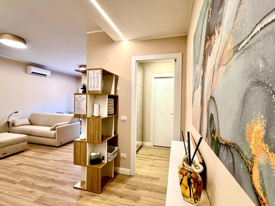 Living room, Seating area, air conditioner