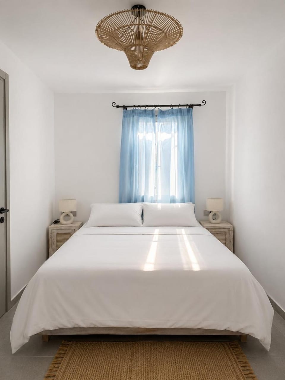 Spacious Cycladic House near Logaras Beach House in Decentralized Administration of the Aegean
