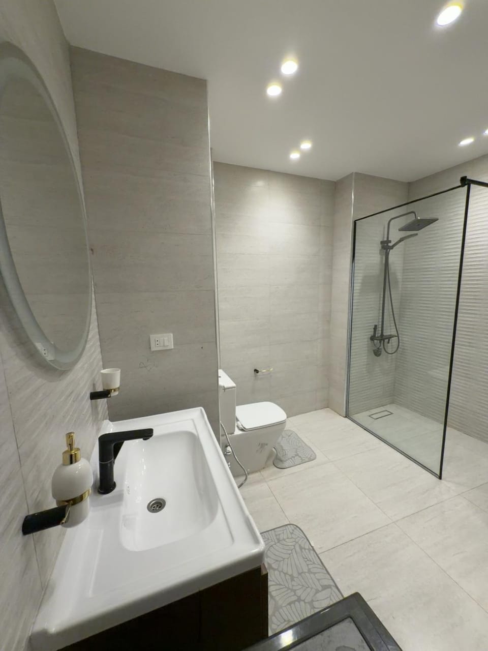 Zamalek Suites 102 Nile View Apartment in Cairo