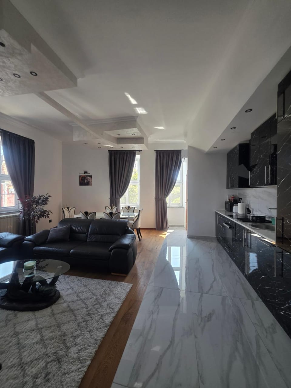 Kitchen or kitchenette, Living room, Photo of the whole room, Seating area