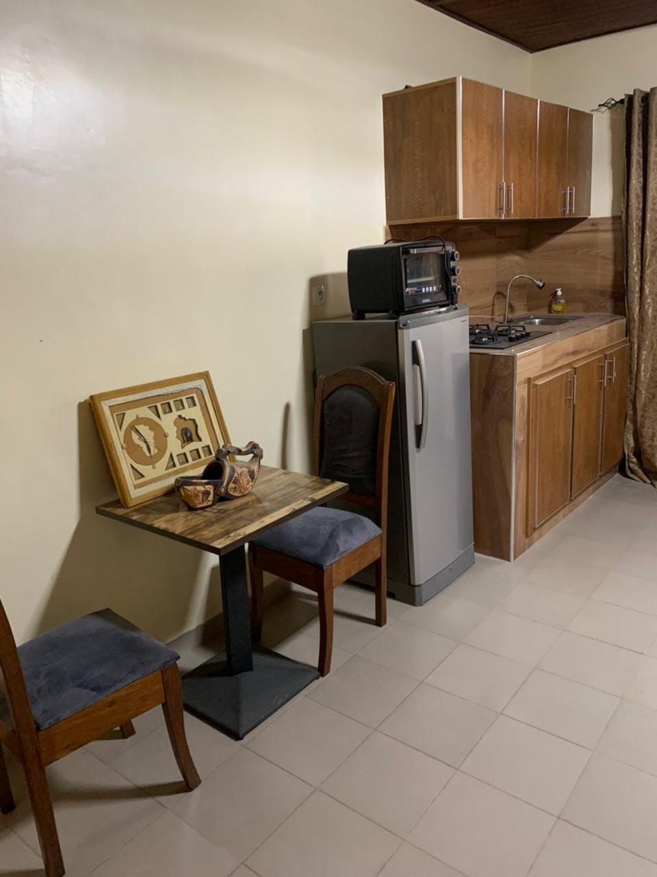 Studio Meuble avec Cuisine Américaine Apartment in Dakar