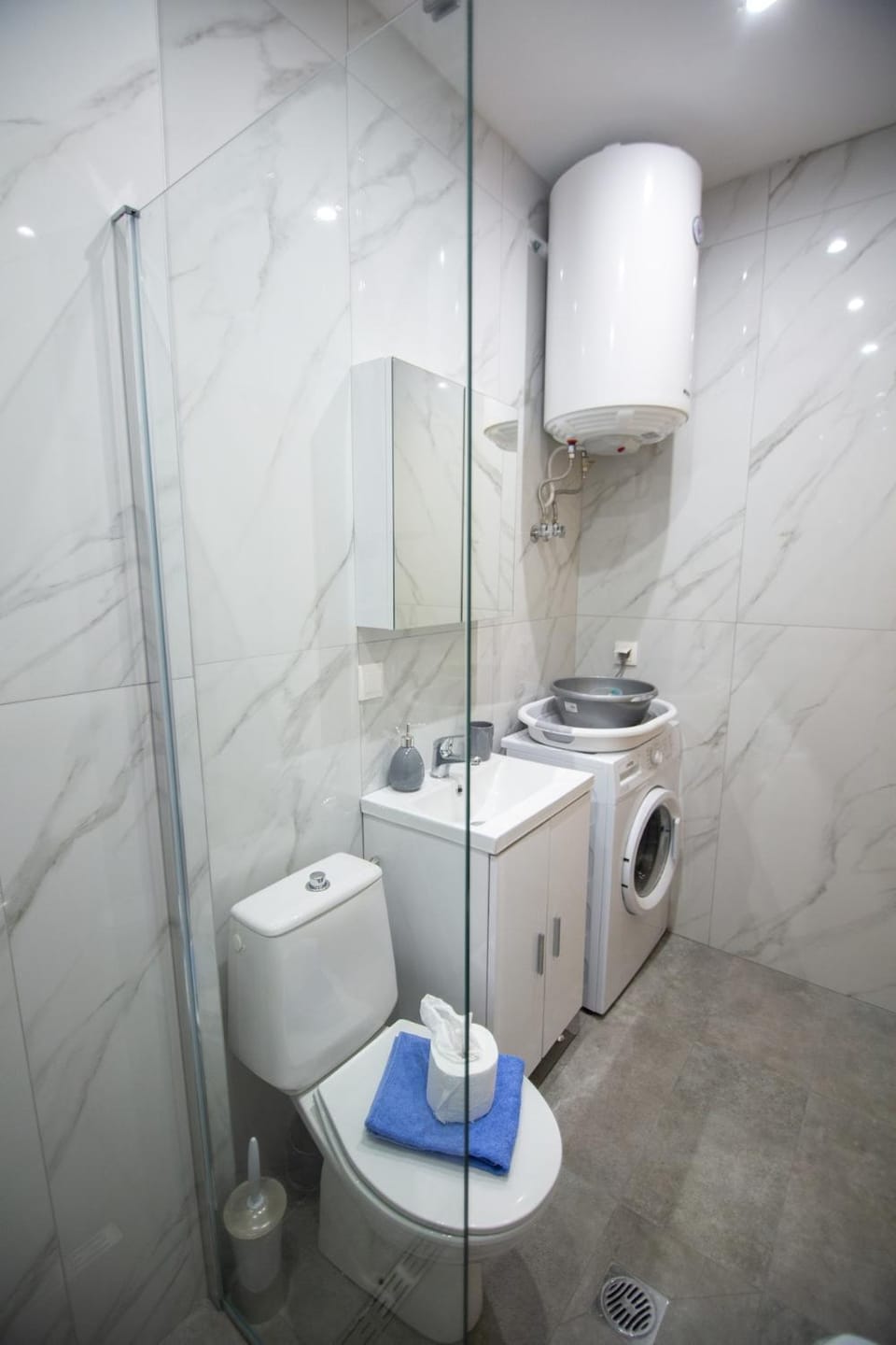 Shower, Toilet, Bathroom