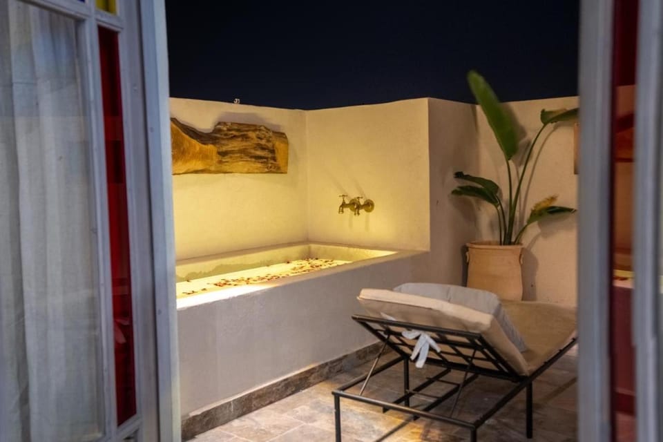 Hot Tub