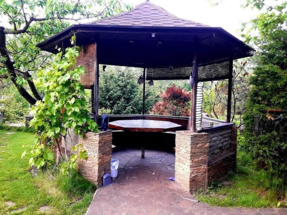 BBQ facilities, Garden