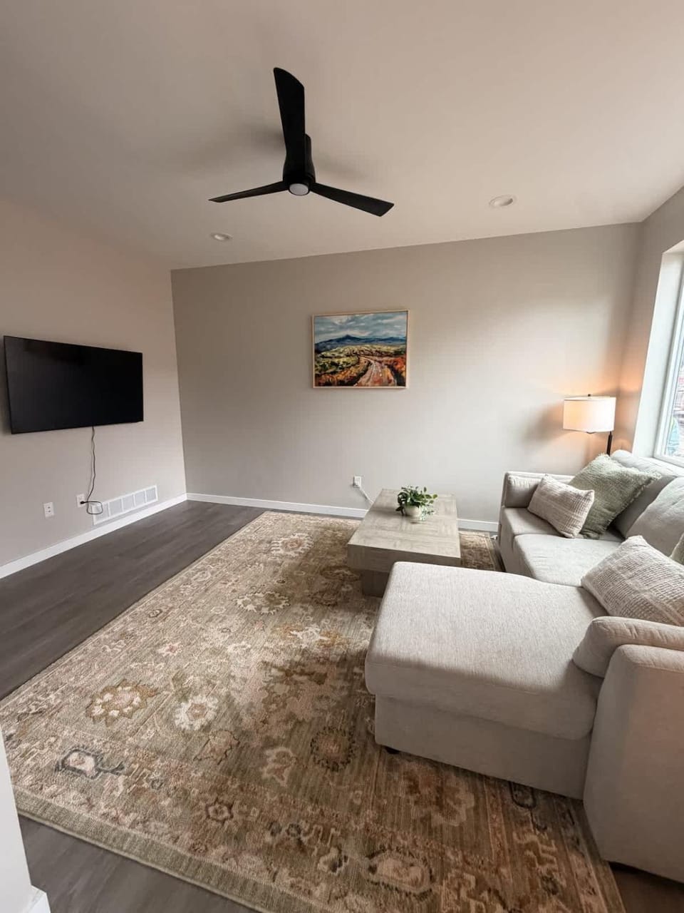 New Modern 2 Bedroom Apartment Apartment in Abbott Loop
