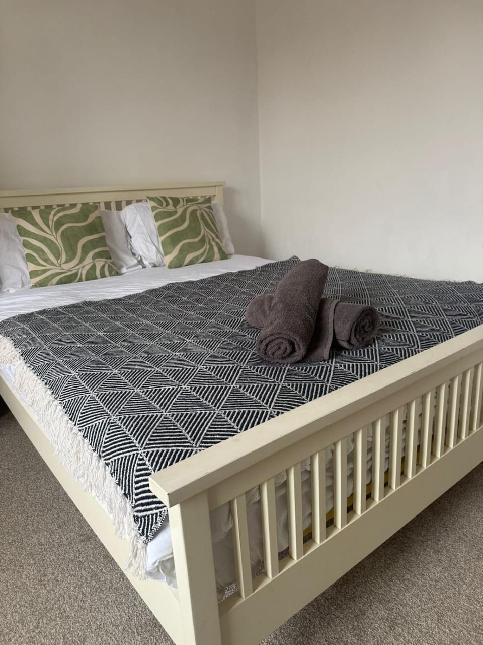 Contractor-Friendly 5BR House - Close to DMU Apartment in Leicester